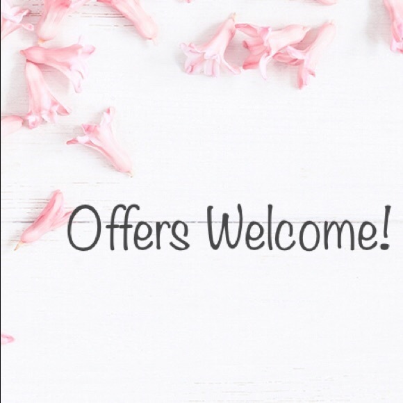 Offers Welcomes! - Picture 1 of 1